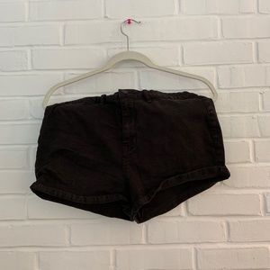 Black kendall and kylie jean shorts